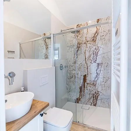 Nowe Domki Deluxe Z Widokiem Na Zatoke Z Basenem I Sauna Oslonino Exterior photo