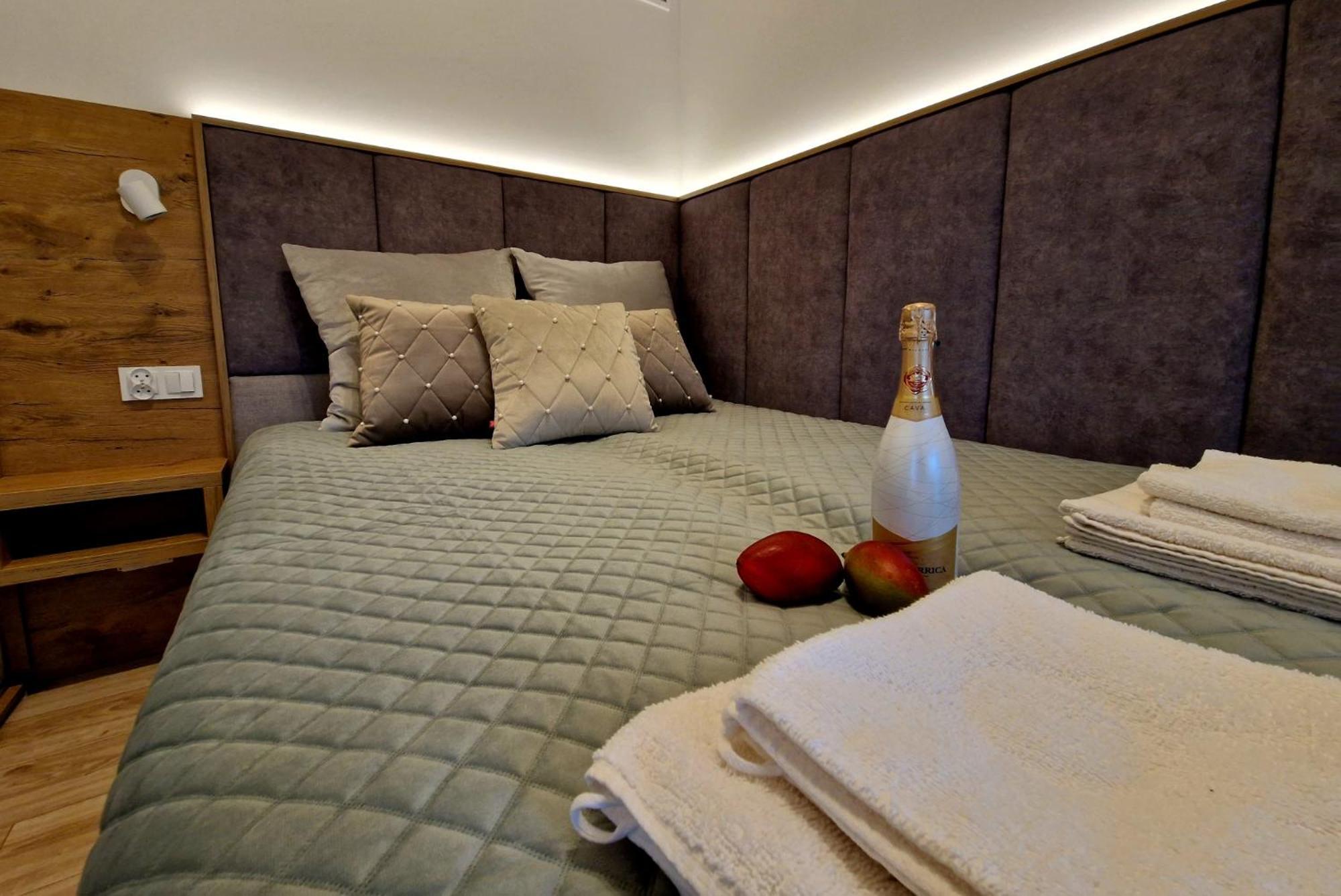 Nowe Deluxe Z Widokiem Na Zatoke Z Basenem I Sauna